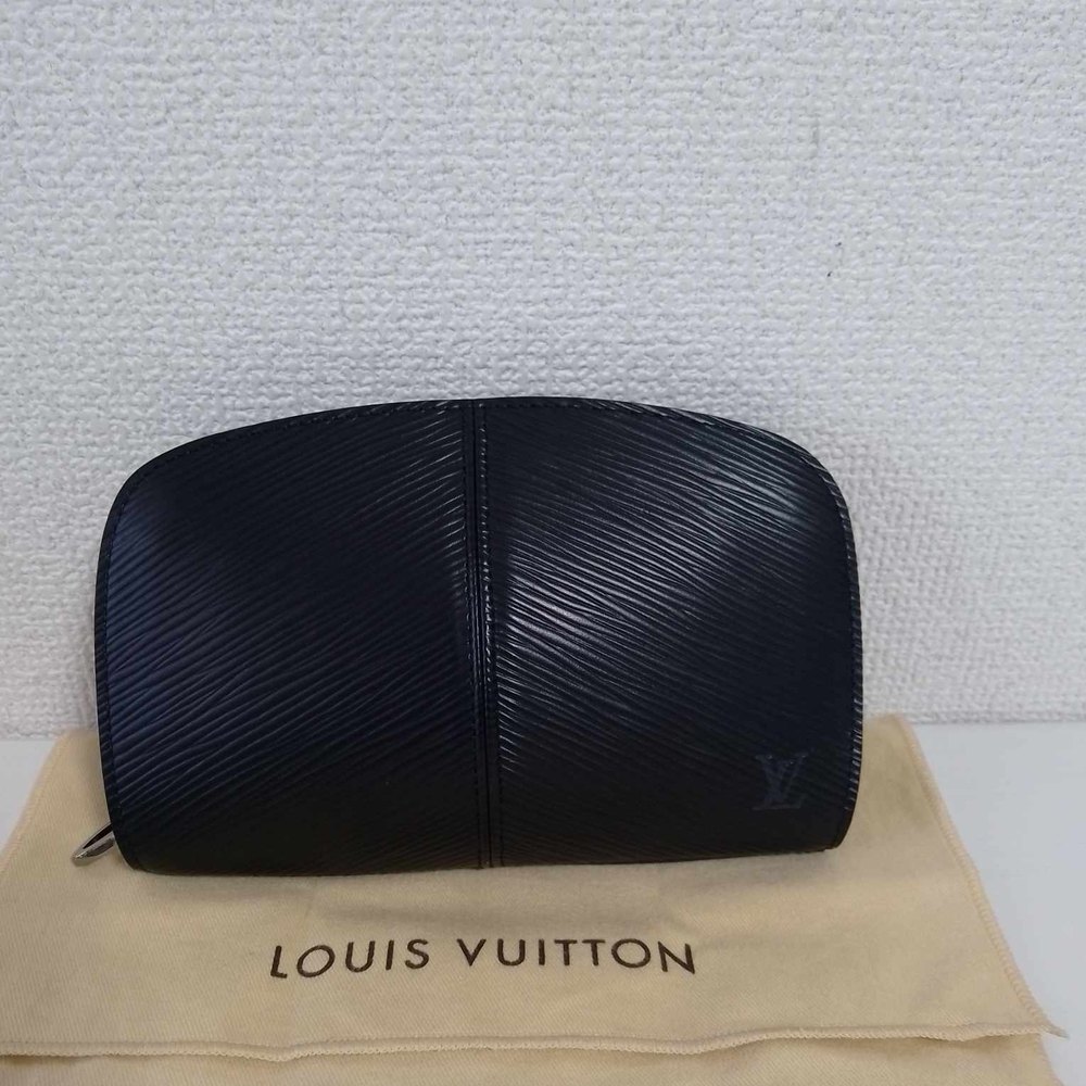 Louis Vuitton Black EPI Leather Clutch